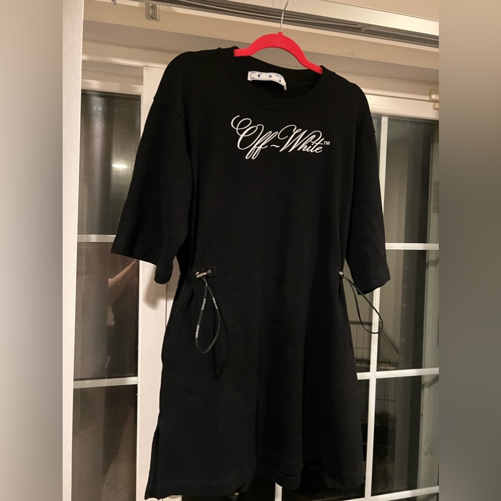 Off white 3/4 sleeve dress worn once size 40